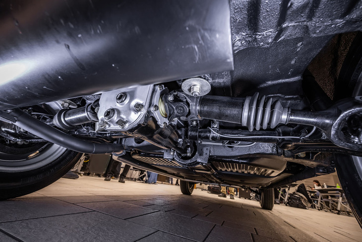 「スバルff-1 1300Gバン4WD」のリアアクスル。宮城スバルが手がけた試作車では「スバル1000バン」のリアに510型「日産ブルーバード」の後輪駆動システムが組み込まれた。今回展示された車両はかつて東北電力に納車された5台のうちの1台で、現存する唯一の車両だ。