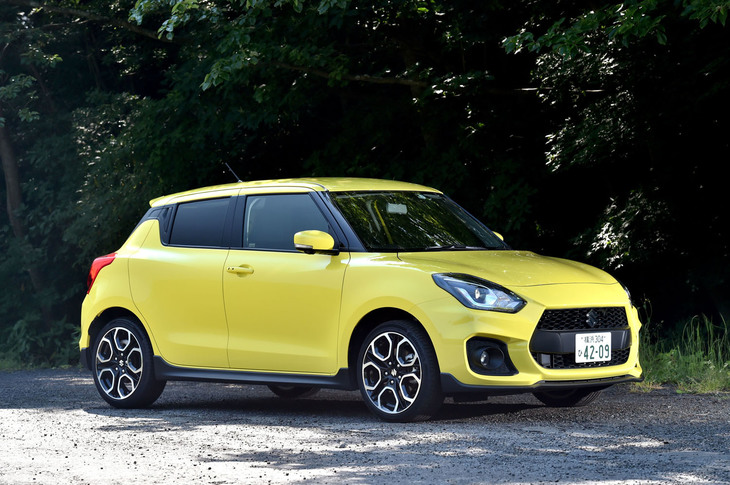 
	スズキ・スイフトスポーツ
	ボディーサイズ：全長×全幅×全高＝3890×1735×1500mm／ホイールベース：2450mm／車重：970kg／駆動方式：FF／エンジン：1.4リッター直4 DOHC 16バルブ ターボ／トランスミッション：6段MT／最高出力：140ps（103kW）/5500rpm／最大トルク：230Nm（23.4kgm）/2500-3500rpm／タイヤ：（前）195/45R17 81W／（後）195/45R17 81W（コンチネンタル・コンチスポーツコンタクト5）／価格：183万6000円
	