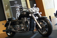 トライアンフ・ストリートトリプルR／デイトナ675R／サンダーバードコマンダー／サンダーバードLT