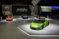 ランボルギーニ・ウラカンEVOスパイダー／アヴェンタドールSVJロードスター