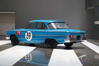 これからレストア作業に入る「プリンス・グロリア スーパー6 T-VIレース仕様車」。11月の完成が待ち遠しい。