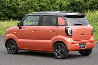 デザイン的には、既出の「日産サクラ」や「BYDラッコ」などとは違い、特段とがったところはなし。一見しただけでEVと見抜くのは、難しいほどだ。