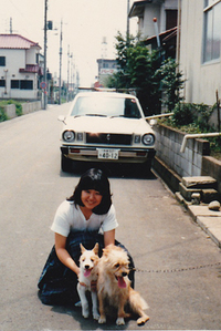 1980年、高校時代の女房と、3代目「トヨタ・コロナマークII」