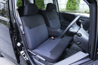 ダイハツ・ムーヴ カスタムRS（FF/CVT）【ブリーフテスト】の画像