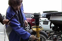 
	富士重工業株式会社 スバル技術本部
	シャシー設計部 高津益夫主査
	 