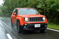 「レネゲード オープニング エディション」の燃費は、JC08モードで15.5km/リッター。レネゲードの中では最も優れた値となっている。