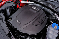 アウディA4 2.0 TFSIクワトロ スポーツ（前編）の画像