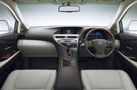 「レクサスRX450h」に省燃費・低価格のFFモデル追加の画像