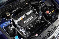 206psと23.7kgmを発生する2.4リッター直4 i-VTECエンジンは、全グレード共通のスペック。