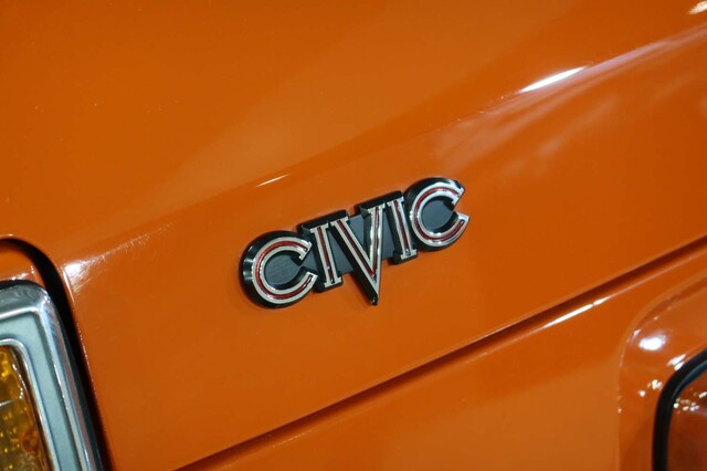 波平ユーロR　シビックオレンジラインセット オートモビル カウンシル2024」の会場から（ホンダ） 内装・外装