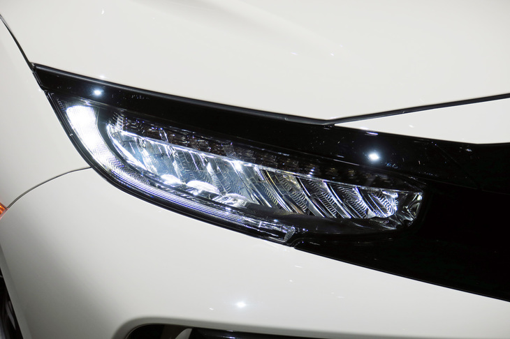 ホンダ・シビック タイプR（ヘッドランプ）