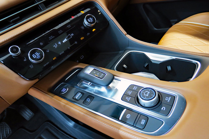 インフィニティQX60（センターコンソール）