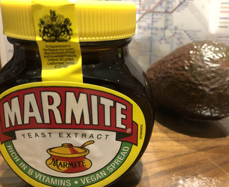 そのエンブレムからして、エリザベス女王も召し上がっているのか。