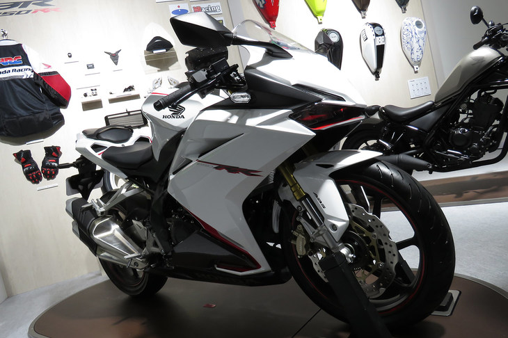 ホンダCBR250RR