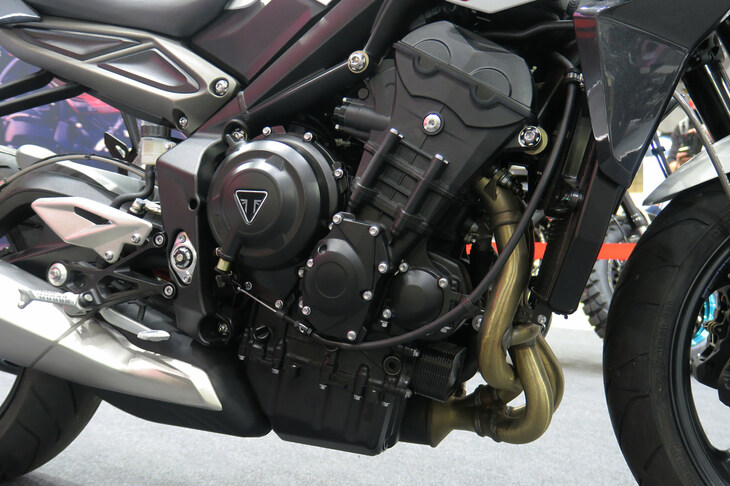 トライアンフ・ストリートトリプル765R