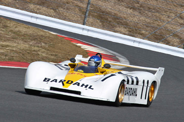 1979年の富士GCで長谷見昌弘が駆った「バーダル MCS」。71年から2座席スポーツカーで争われていた富士GCに、この年から単座マシンが出走可能となった。その規定に合わせ、由良拓也率いるムーンクラフトが、2座席スポーツカーのパーツを流用してオリジナルのシングルシーターを製作。MCSとはムーンクラフトスペシャルの略称である。