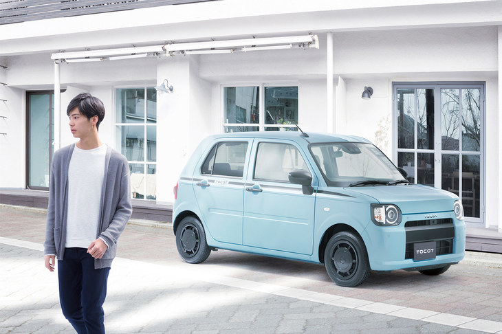 ちなみに、クルマの印象を変えるオプション「アナザースタイルパッケージ」の中には、男性オーナーを意識したものも。従来の“女性向け軽乗用車”では、ちょっと考えられなかったことである。