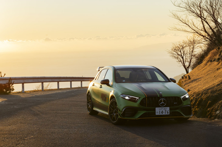 本国では「リミテッドエディション」の名称で2024年の年末までの期間限定商品として取り扱われていた。ボディーカラーは「グリーンヘルマグノ（マット）」のみの設定だ。