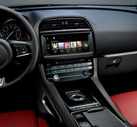 2019年型「ジャガーFペース」受注開始 高性能モデル「SVR」もの画像