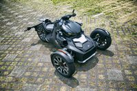 「カンナム・ライカー」はカナダのBRPが製造する三輪モーターサイクル。カンナムの他の製品としては、上級モデルの「スパイダー」が存在する。