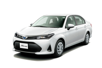 ほった「そういえば、昔は『カローラ アクシオ』みたいなクルマが、よそからもたくさん出ていましたよね」　
	清水「あったねぇ。『フィット アリア』とか！ みんな、どこ行っちゃったんだろう」