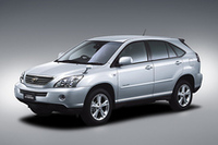 「トヨタ・ハリアーハイブリッド」のデザインを一部変更