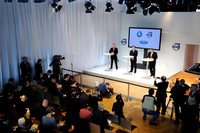 リーマンショックに端を発する経営難を乗り切るため、フォードはPAG（プレミア・オートモーティブ・グループ）に属するブランドの売却を決定。ボルボは中国の吉利グループに売却された。