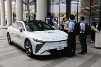 横浜市での実証試験に用いられている、「Point-to-pointナビゲーション」の試験車両。