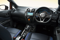 「ノートe-POWERメダリスト ブラックアロー」のインテリア。