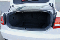 写真をクリックするとシートが倒れるさまが見られます。