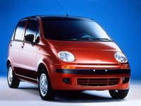 「大宇マティス」
    1998年にデビューし、ヨーロッパでは140万台を売るヒット作となった。もともとはジウジアーロがフィアット向けにデザインしたものだったが、プロジェクトは実現せず、大宇で発売されることになった。エンジンはスズキ製の3気筒800ccである。シボレーブランドでも売られており、現在は3代目となっている。