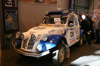 さまざまな2CVがお目見え。これは、ラリーレイド仕様。