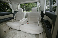 トヨタ・アルファードハイブリッド“Gエディション”サイドリフトアップシート装着車（7人乗り/CVT）【ブリーフテスト】の画像