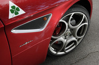 ブレーキキャリパーは、フロントが6ピストン、リアが4ピストン。