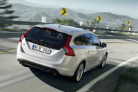 ボルボ、新型ワゴンV60を発表の画像