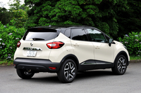 ルノー・キャプチャー インテンス
    ボディーサイズ：全長×全幅×全高＝4125×1780×1565mm／ホイールベース：2605mm／車重：1270kg／駆動方式：FF／エンジン：1.2リッター直4 DOHC 16バルブ ターボ／トランスミッション：6AT／最高出力：120ps/4900rpm／最大トルク：19.4kgm/2000rpm／タイヤ：（前）205/55R17 （後）205/55R17／車両本体価格：267万2000円
    