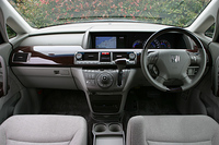 ホンダ・エリシオンG FF／VX 4WD（5AT／5AT）【短評（前編）】の画像