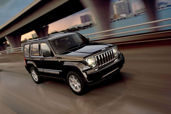 ジープ・チェロキー」の2012年モデル発売 【ニュース】 - webCG