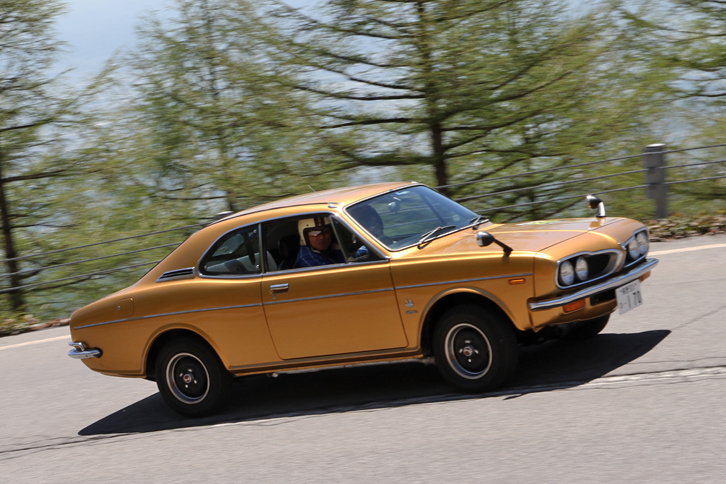 ピカピカにレストアされた「ホンダ1300クーペ9」。