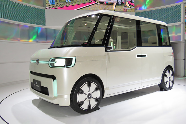 ダイハツDN U-スペース（エクステリア）