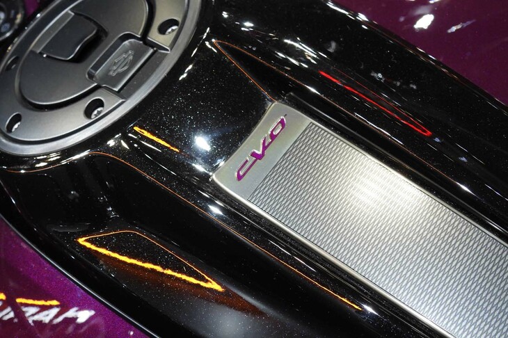 ハーレーダビッドソンCVOロードグライド