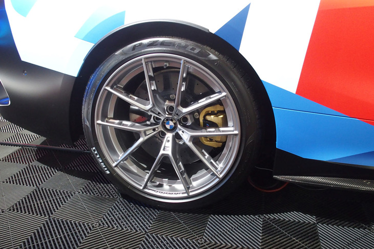 M8コンペティション