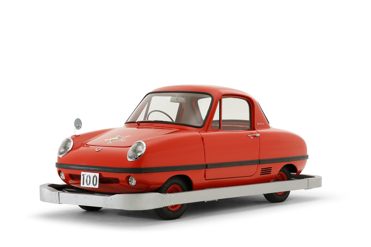 日産テクニカルセンター（日産自動車の開発部門）の従業員を中心に構成されたボランティア組織、日産名車再生クラブの手によってレストアされ、2015年に復活した「ダットサン・ベビイ」の100号車。