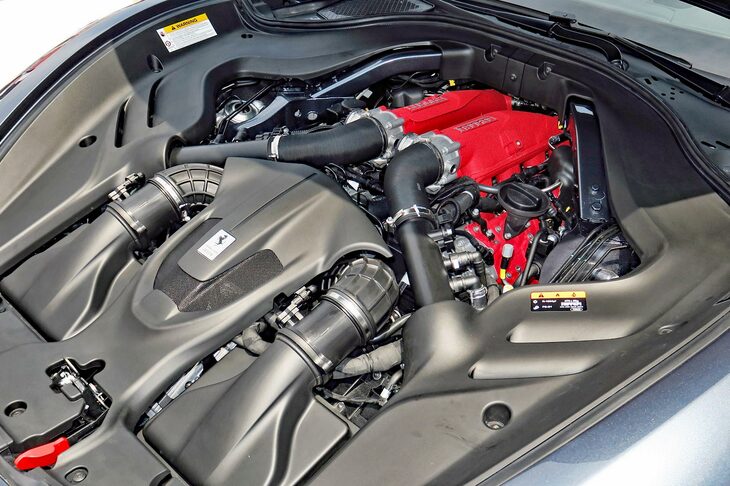 フェラーリ・ローマ スパイダー（3.9リッターV8ツインターボエンジン）