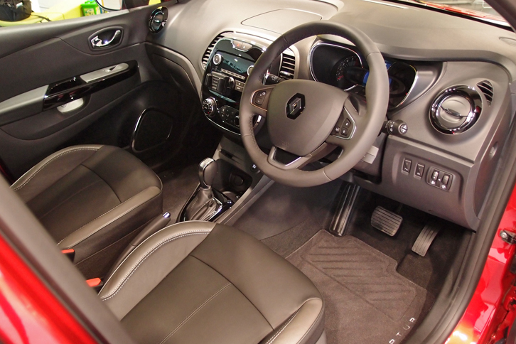 キャプチャー プレミアム（インテリア）