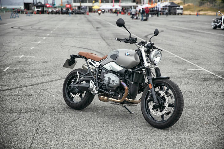 BMW R nineTスクランブラー