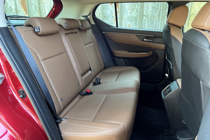 「Z」と「Z＋」グレードのインパネ下部とリアドアのインナーパネルにソフトパッドが追加された。