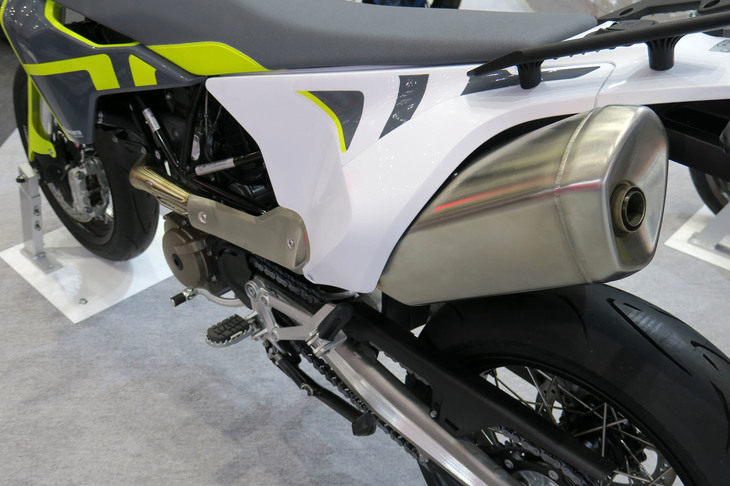 ハスクバーナ701スーパーモト