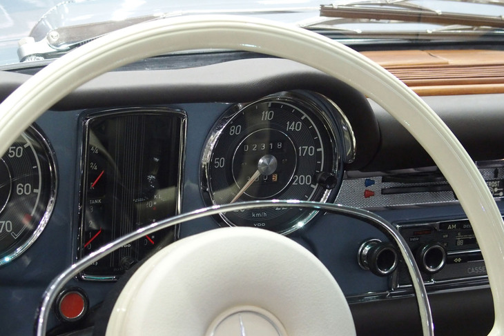 メルセデス・ベンツ280SL