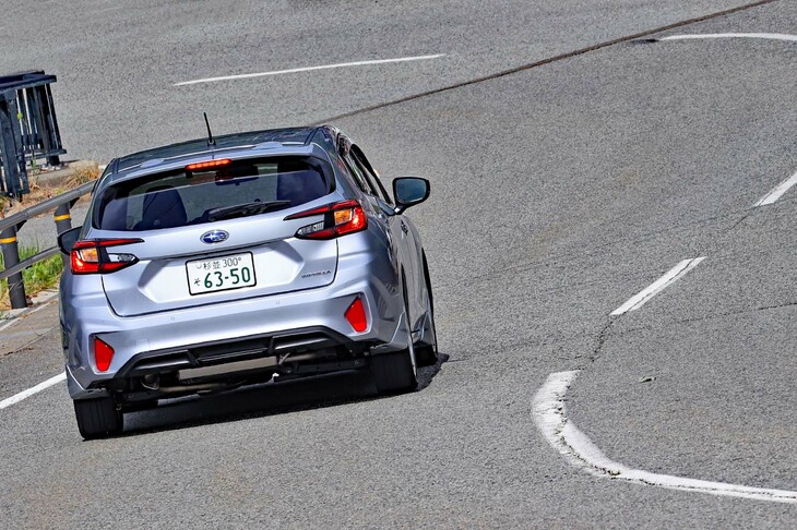 上位グレードとは趣を異にする柔らかな乗り心地と、軽快な走りを備えていた「インプレッサST」。これなら「あえてのエントリーグレード」という選択肢も、大いにアリだろう。